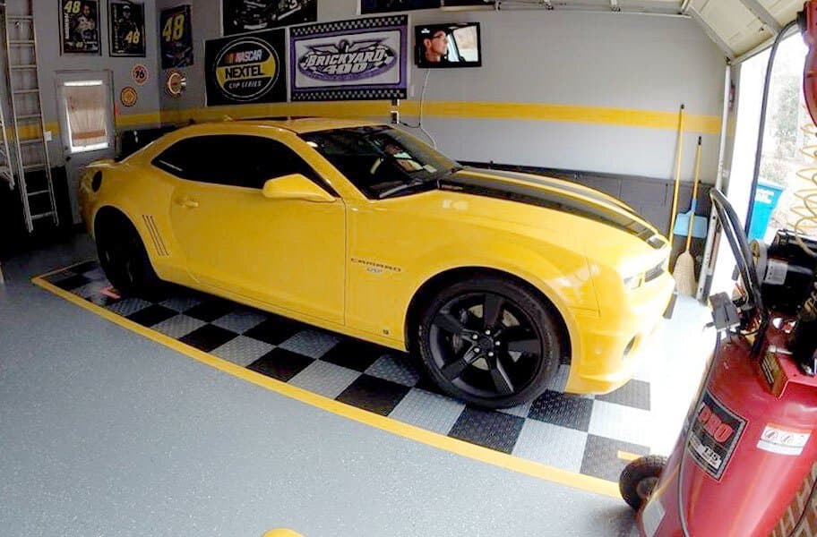 Diamond Grid-Loc Garage Floor Tiles™ - 12" x 12" x 1/2"