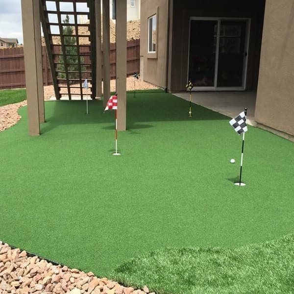 Pro Putt Turf Rolls Field/Olive Green backyard putting green