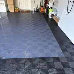 Black border with grey inner pattern