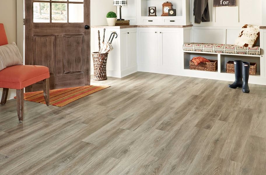 5 Interior Flooring and Décor Tips that Will Transform Any Small Space - Flooring  Inc