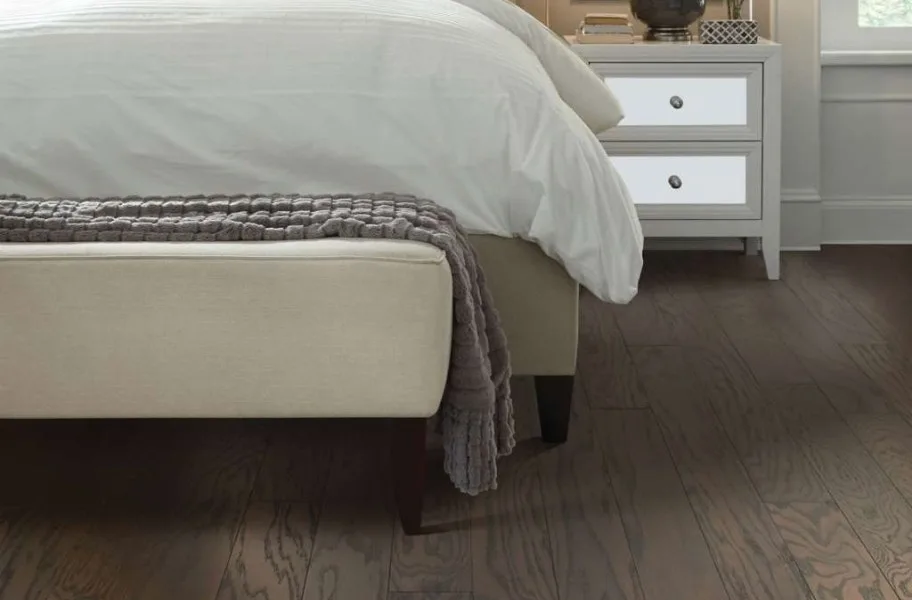 The Basics of Engineered Hardwood: Shaw Albright Oak Engineered Wood