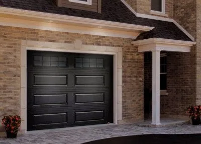 How to Choose Your Garage Door: Learn how to choose the best garage door for your space