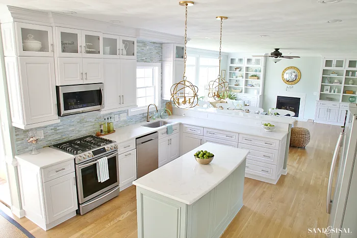 kitchen-inspiration-farmhouse coastal farmhouse kitchens