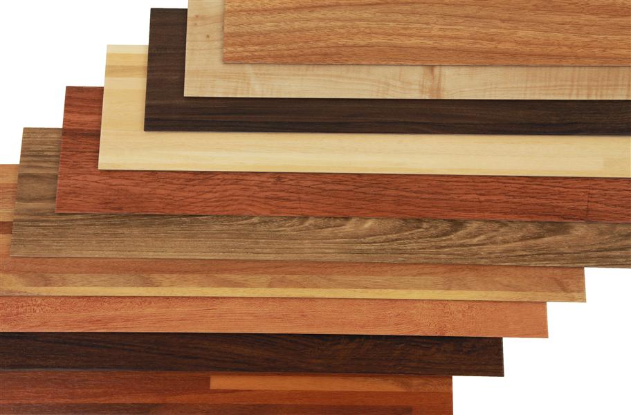 What's the Deal with Vinyl Planks Part 3 {decisions, decisions}: In our 3rd edition of our series on vinyl plank flooring, we are teaching you the best way to make decisions to fit your budget, desired look and necessary durability. A must read for anyone considering purchasing vinyl floors for their home or business!