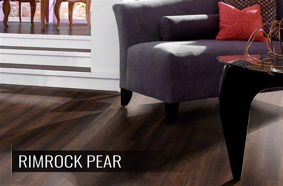 2017 Laminate Flooring Trends: Update your home in style with these laminate flooring trends that will stay in style the lifetime of your floor.