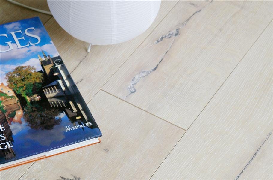 2017 Laminate Flooring Trends: Update your home in style with these laminate flooring trends that will stay in style the lifetime of your floor.