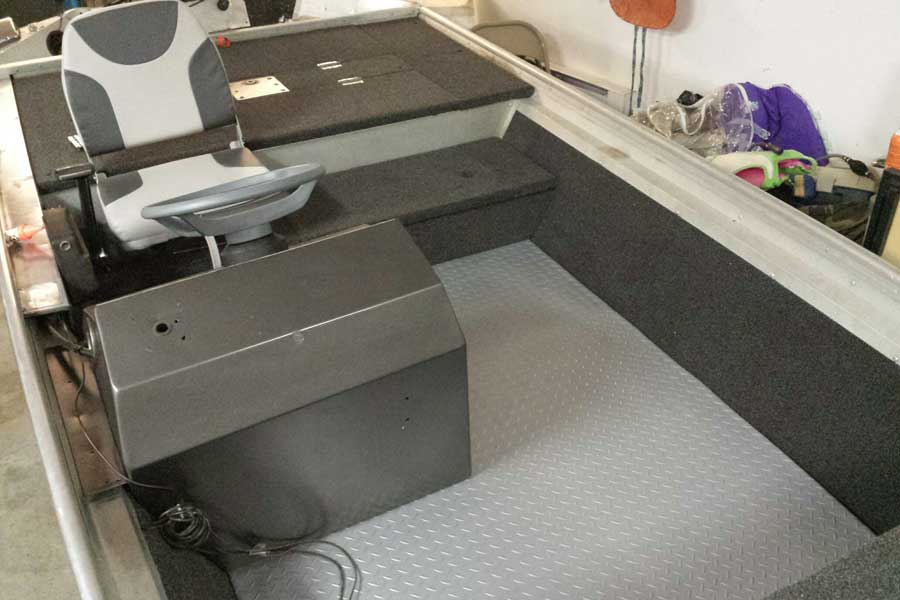 How to Choose Boat Flooring: Discover the best choices for your boat flooring needs
