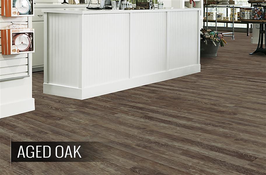 2017 Vinyl Flooring Trends: Update your home in style with these vinyl flooring trends that will stay in style the lifetime of your floor.