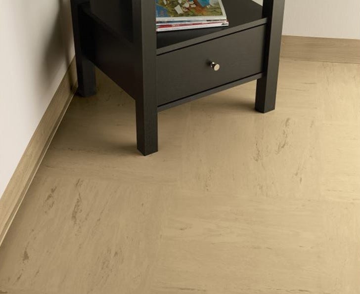 Trim and Molding FAQ: FLEXCO Wood Elements 4" x 120' Wall Base
