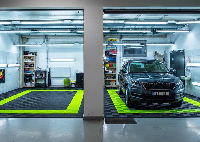 Autoshop themed garage- Ribtrax
