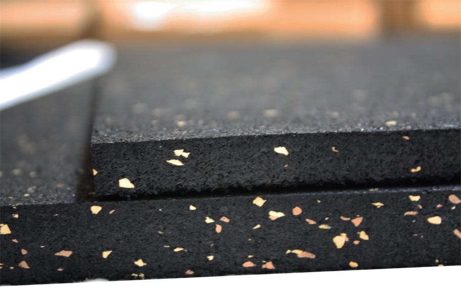 Trailer flooring guide: rubber mat flooring