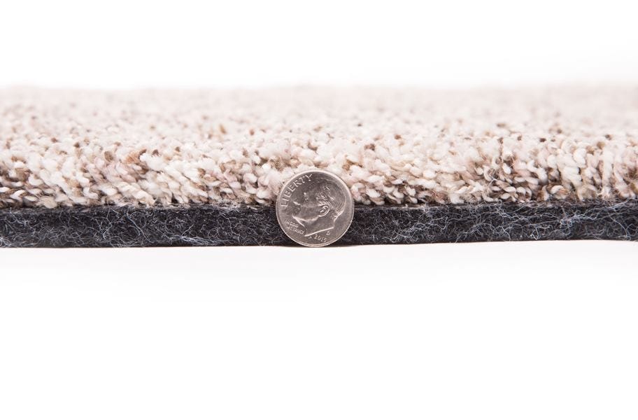Air.o Gentle Breeze Carpet with Attached Pad