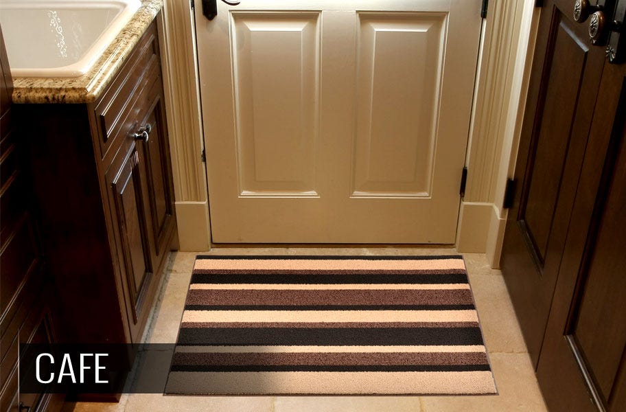 entrance mat at door