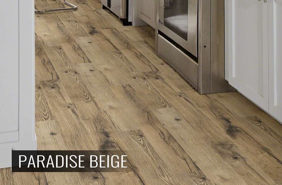 honey toned water resistant laminate in the kitchen