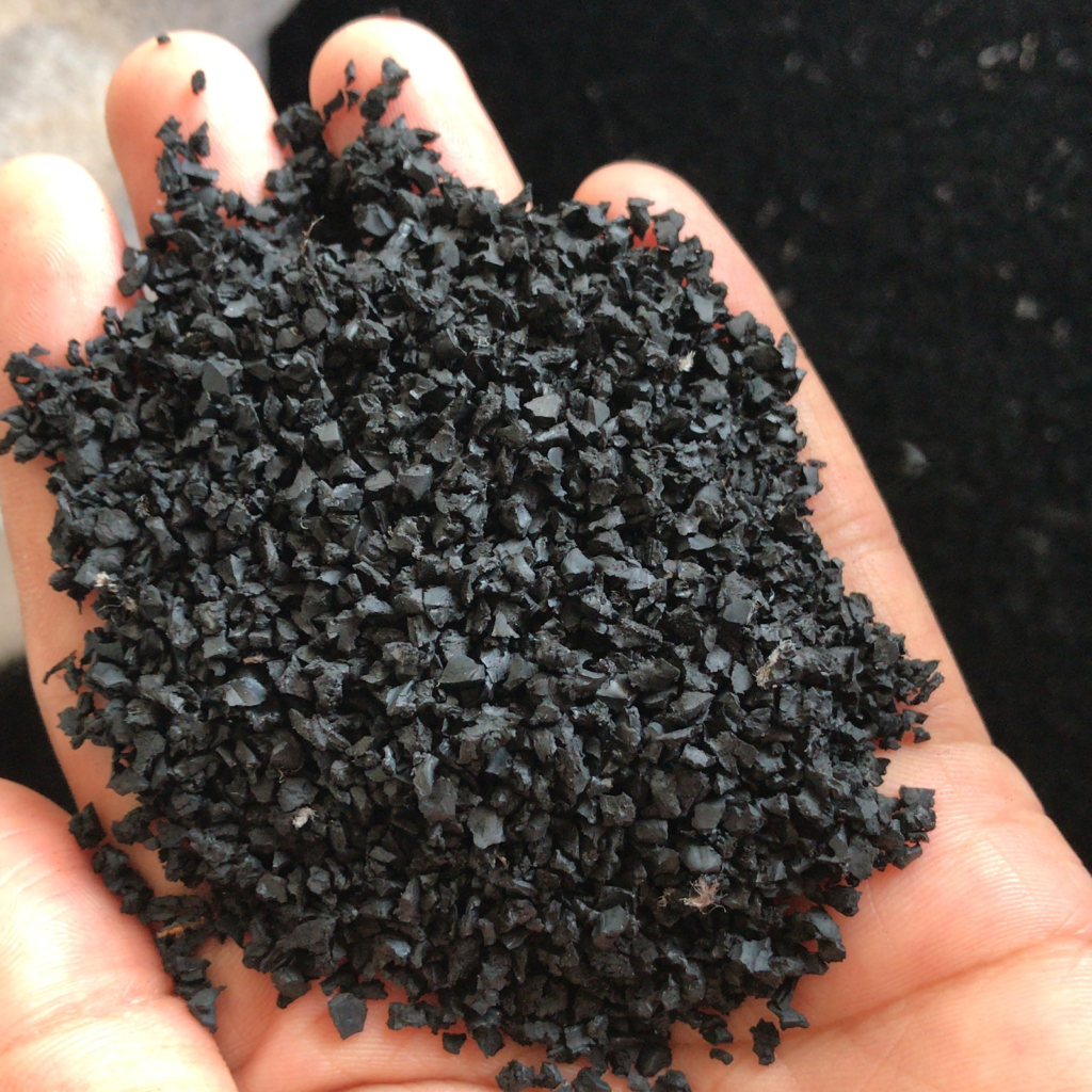 FlooringInc turf infill guide: black crumb rubber