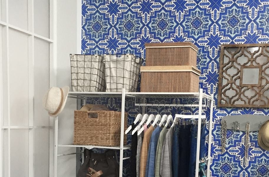 Accent Wall Ideas: Peel and stick vinyl wall tiles