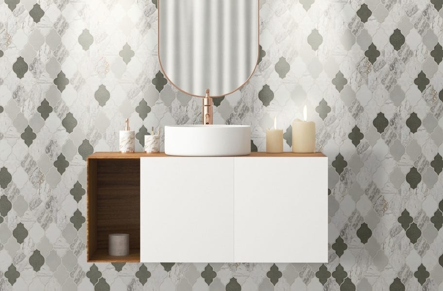 Backsplash tile shapes: Arabesque mosaic tile