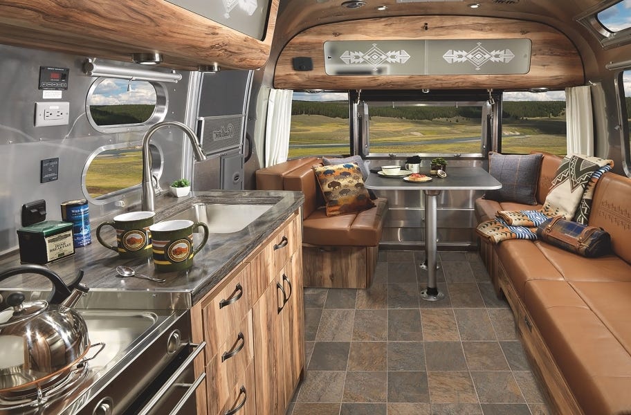 Mohawk Versatech Ultra 13' 2" Vinyl Sheet in an RV setting