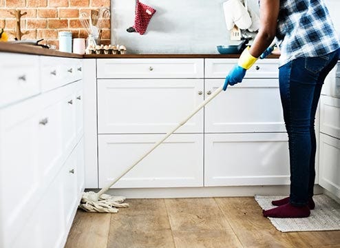 How to Clean Engineered Wood: Use a Damp Mop