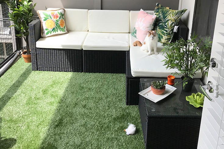 Pet Patio Makeover: Newport Premium Turf Rolls