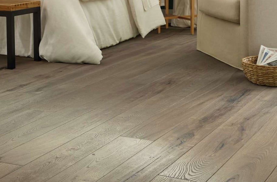 Close up image of Shaw Reflections Ash Engineered Wood