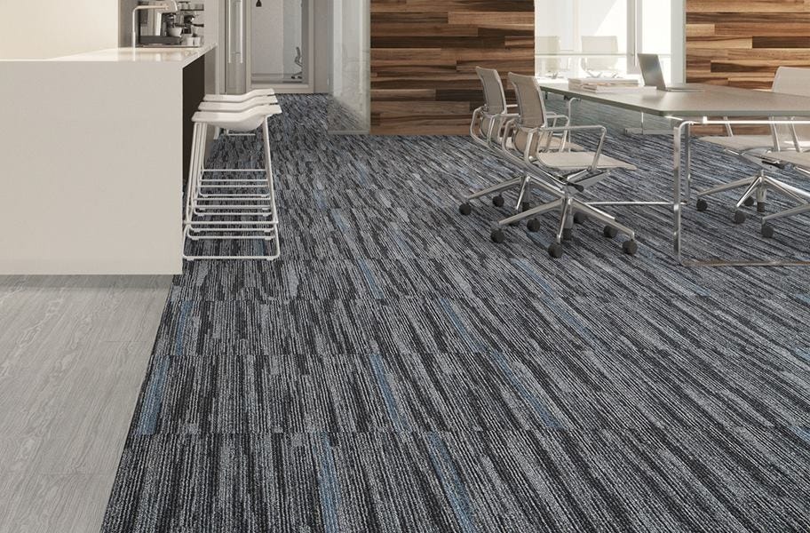Mannington Outline Carpet Tile