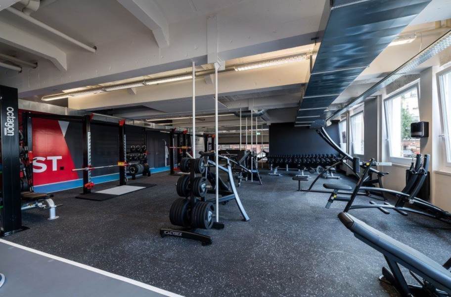 Next-Day Rubber Rolls: Commercial Rubber Flooring