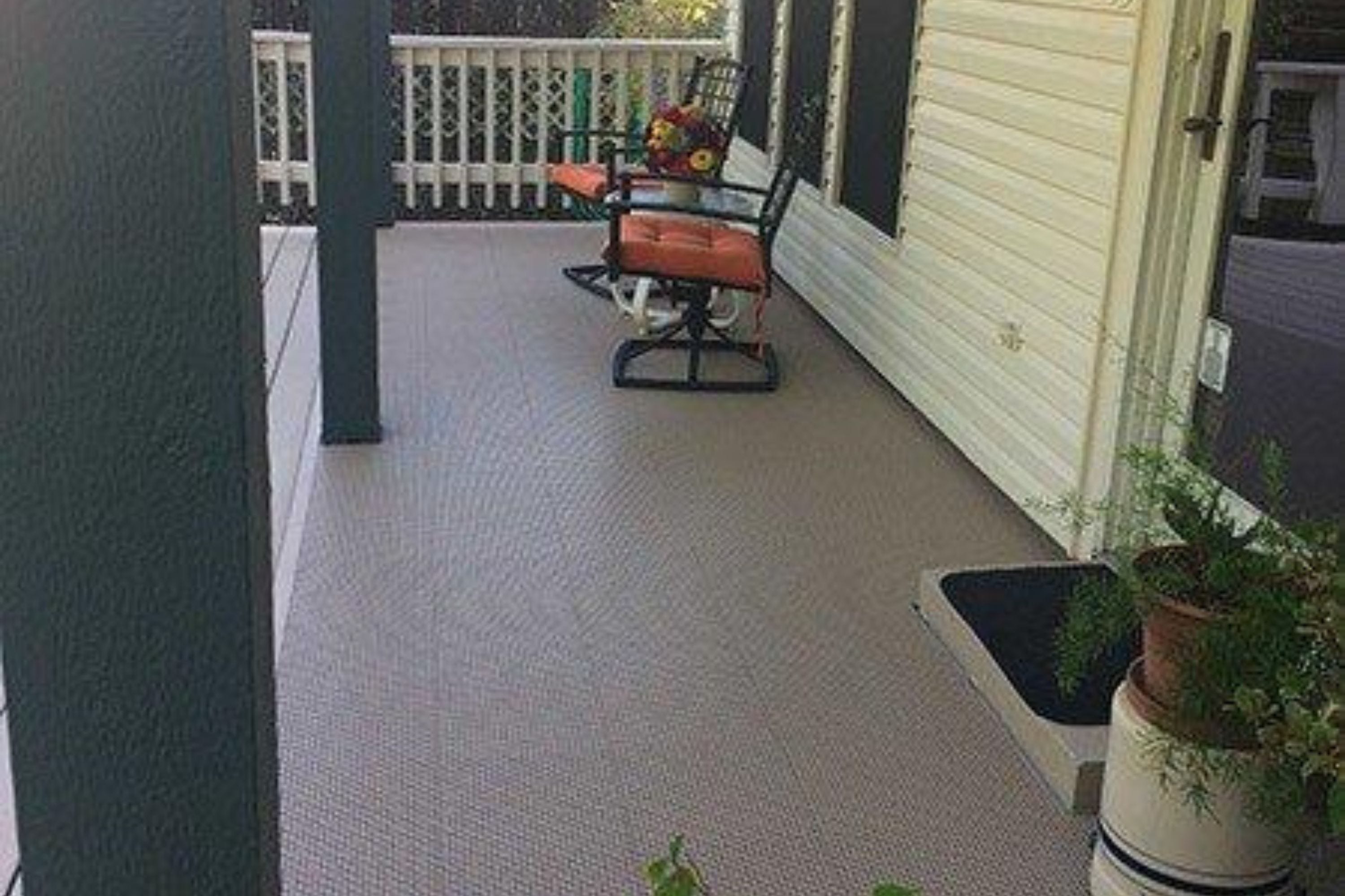 Rugged Grip-Loc Tiles